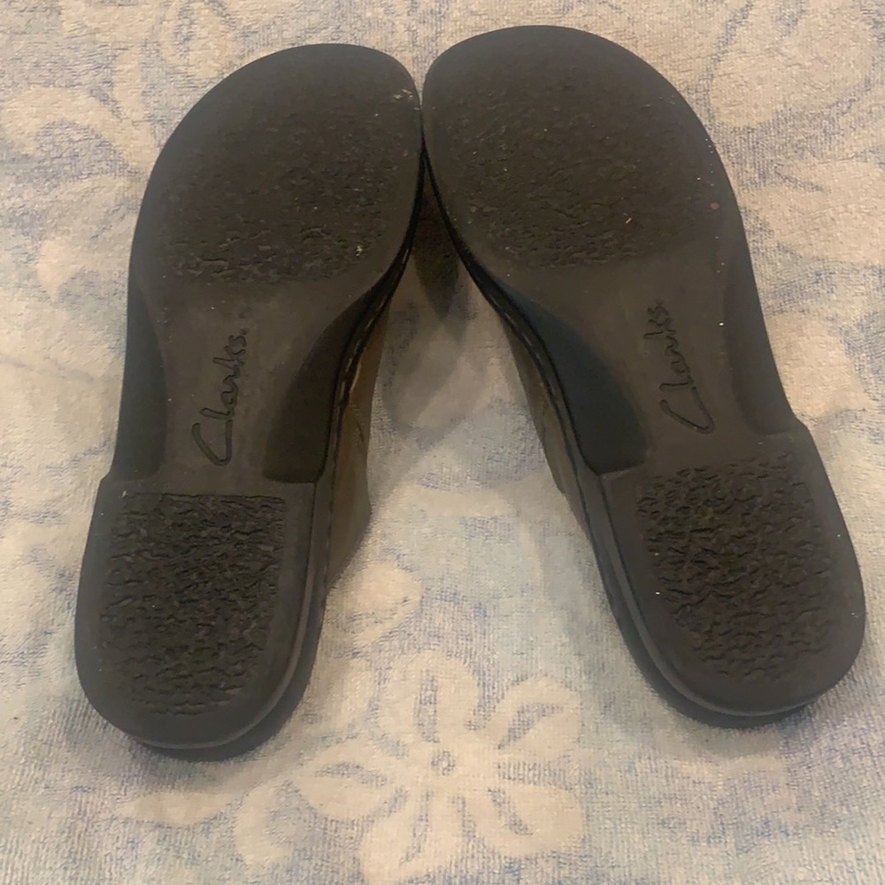 Clarks Mules - Picture 6 of 6